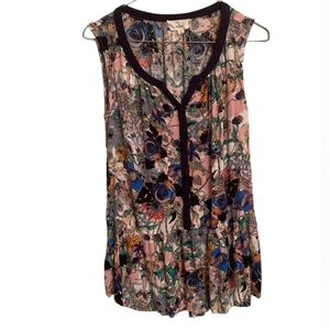 LLOVE USA Sleeveless Women's Navy Floral Loose Sleeveless Top Buttons Medium